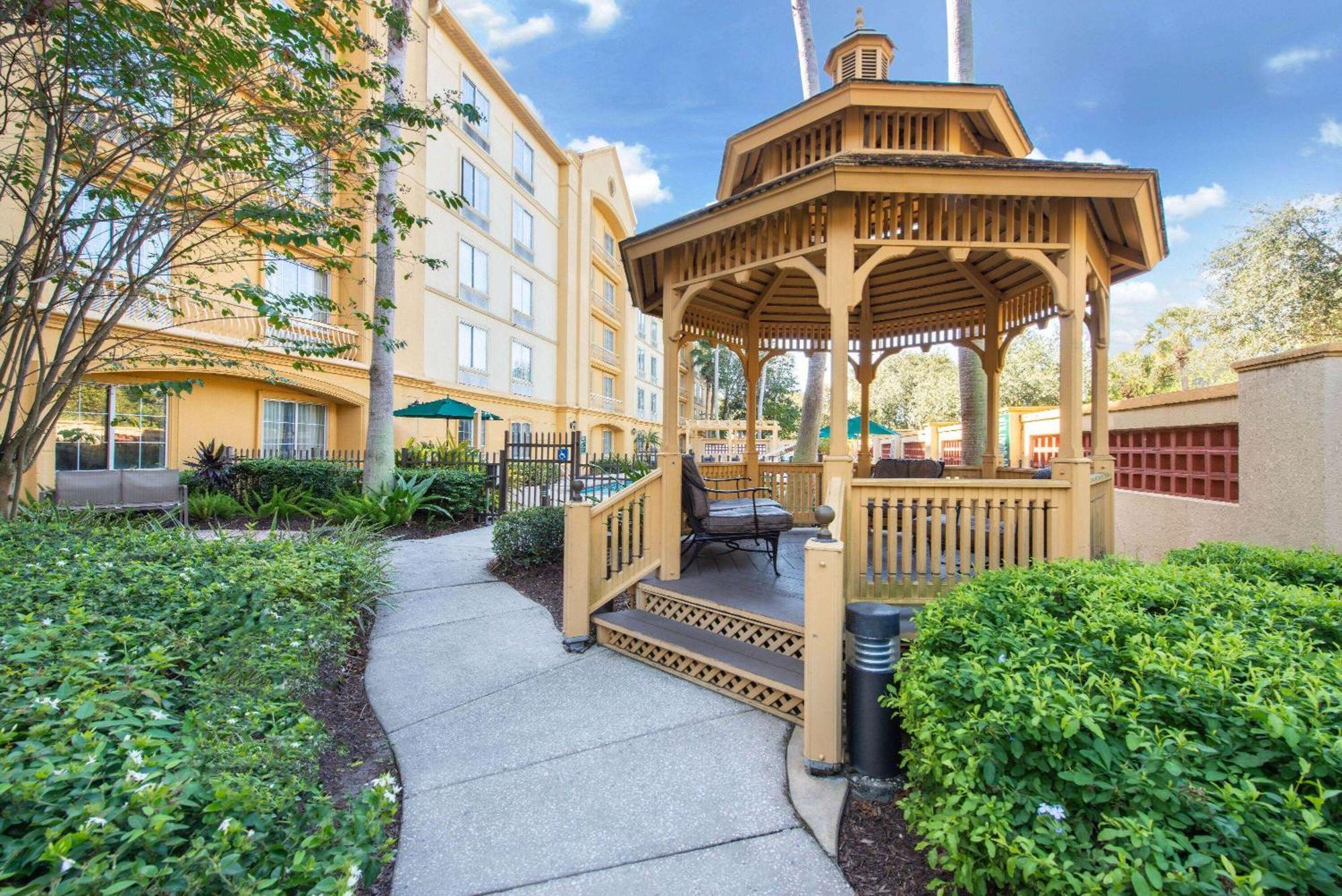 Hotel La Quinta By Wyndham Tampa Regency Park