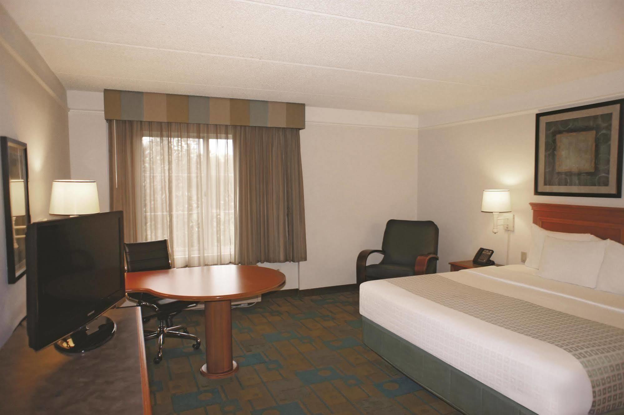 Hotel La Quinta By Wyndham Tampa Regency Park Brandon