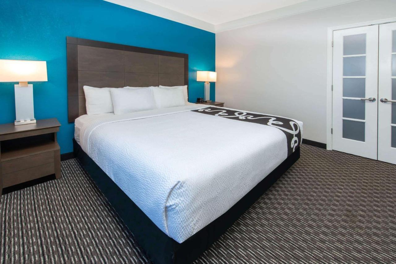 La Quinta By Wyndham Tampa Regency Park